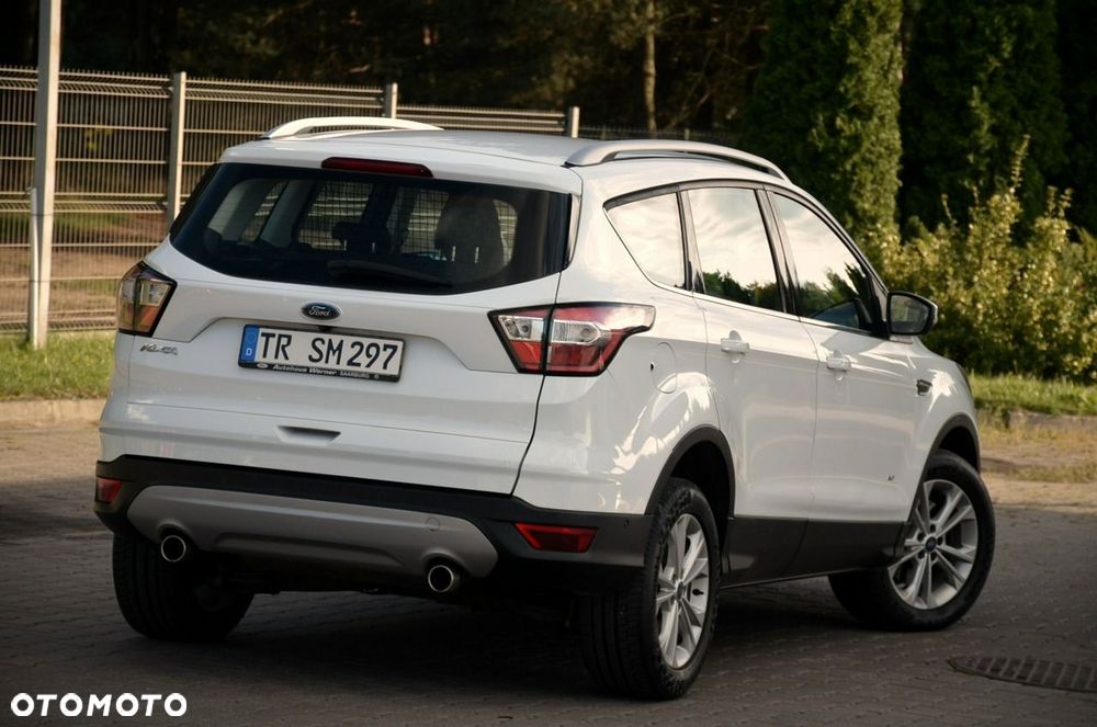 Ford Kuga - 12