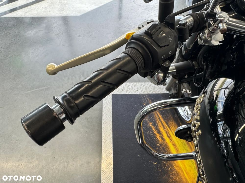 Royal Enfield Bullet - 30
