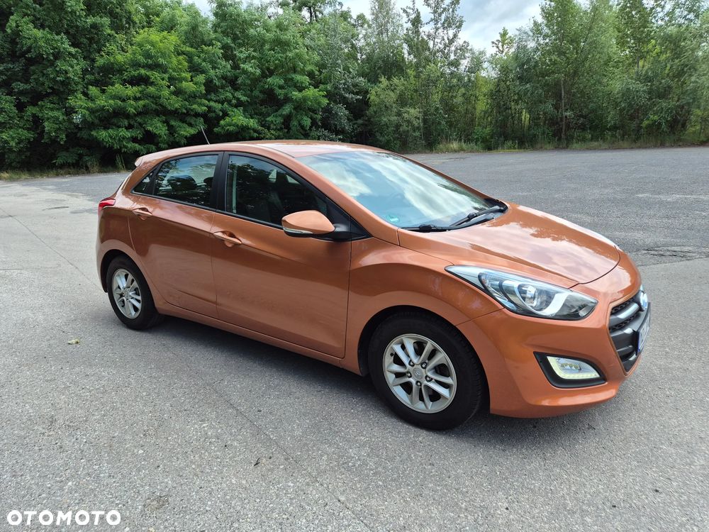 Hyundai i30 blue 1.4 Style - 10