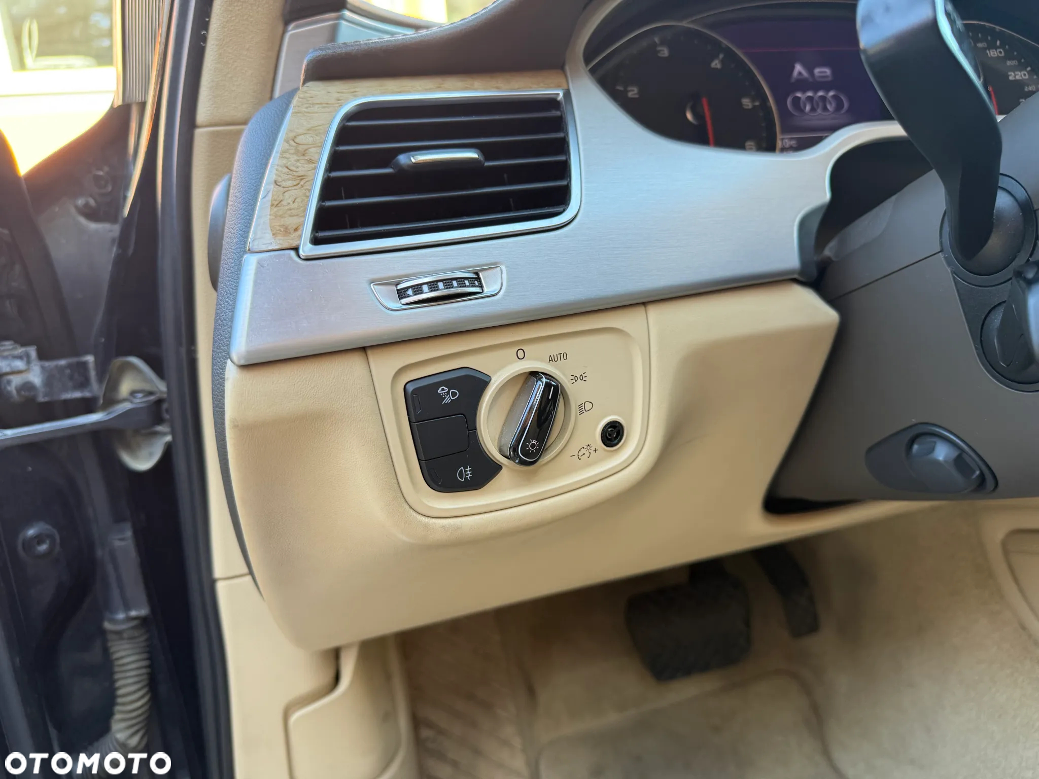 Audi A8 4.2 TDI Quattro - 12