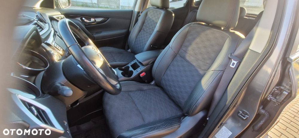 Nissan Qashqai - 14