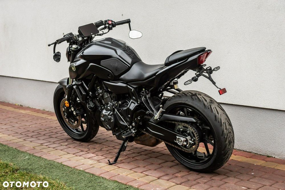 Yamaha MT - 5