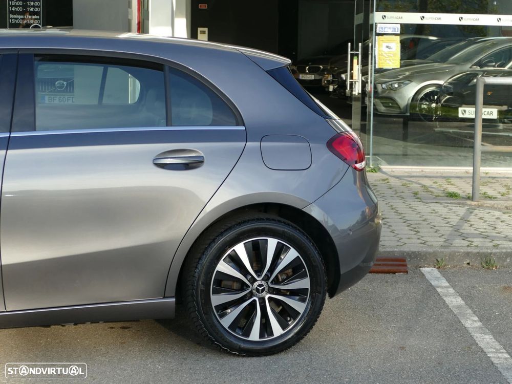 Mercedes-Benz A 250 e Progressive - 12