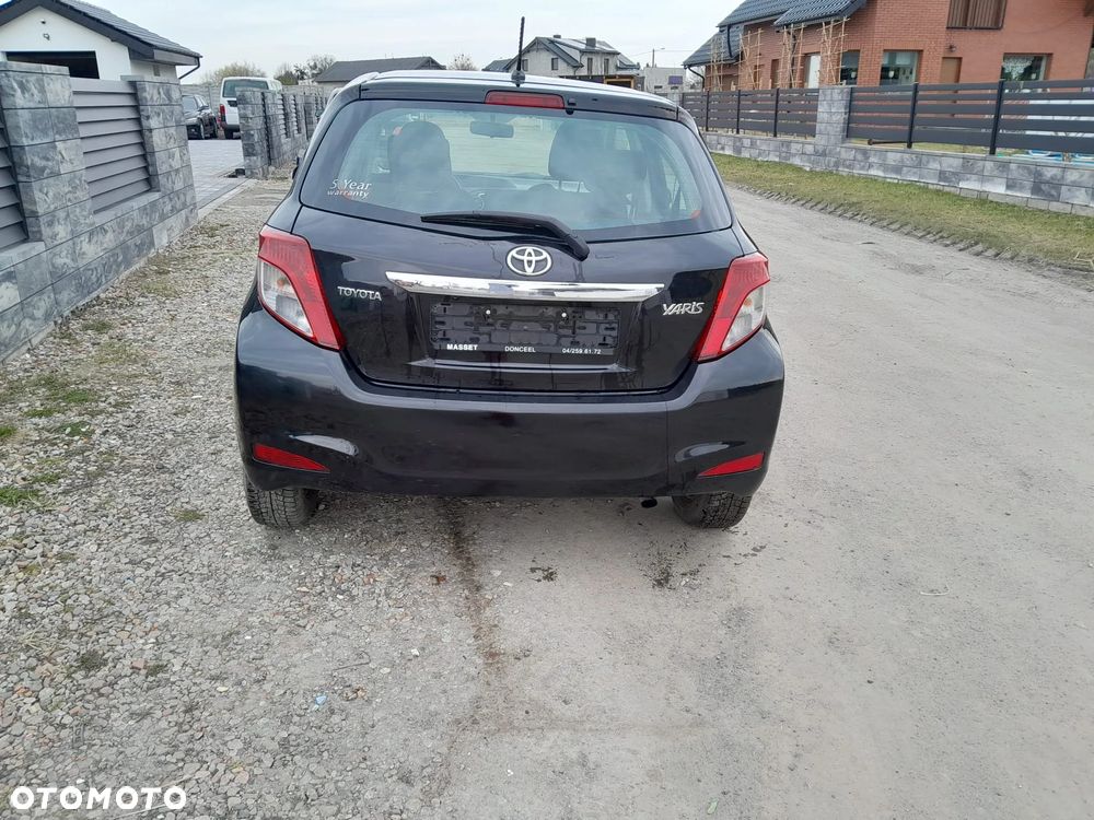 Toyota Yaris 1.33 VVT-i Lounge - 5