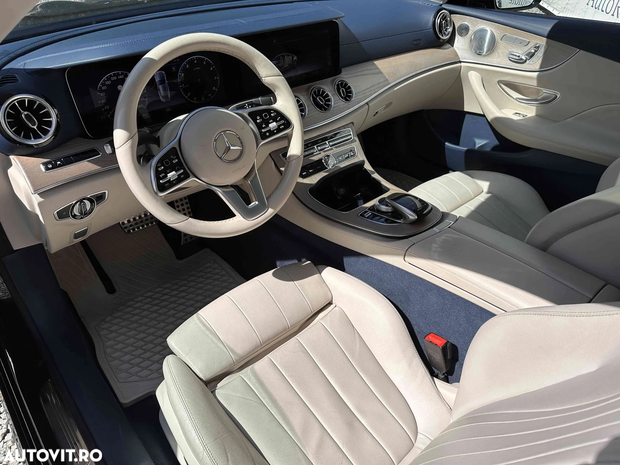 Mercedes-Benz E - 4