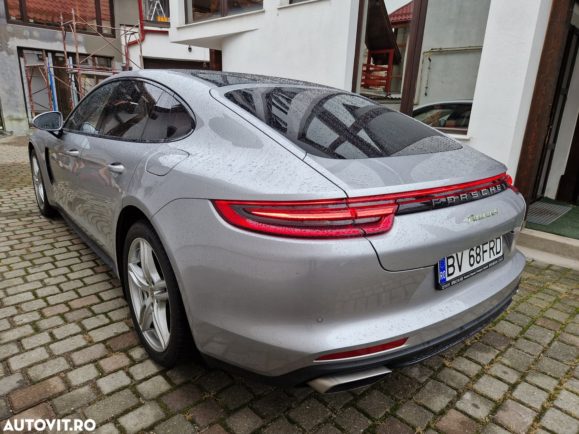 Porsche Panamera - 5