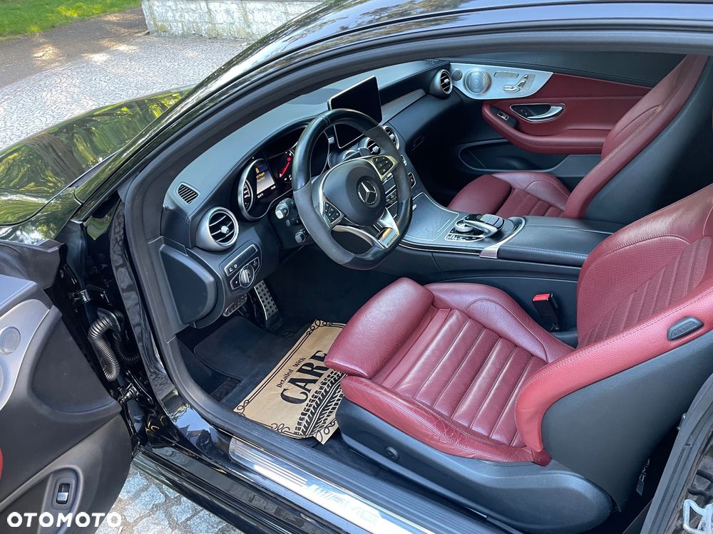 Mercedes-Benz Klasa C AMG 43 4-Matic - 10