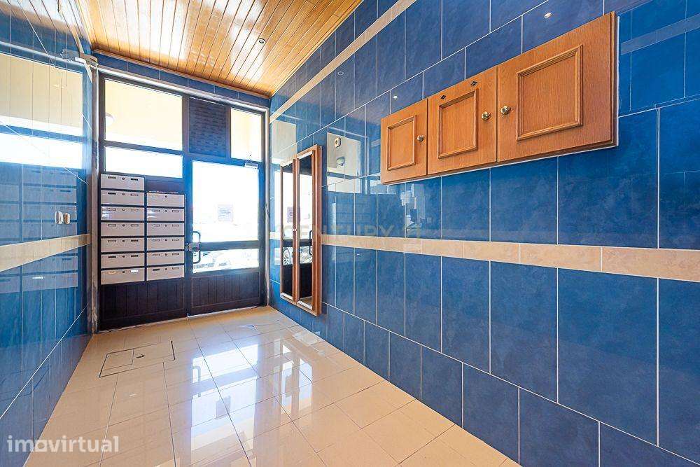 T3 com 125 m², Excelente Luminosidade e Localização Privilegiada no Pi - Grande imagem: 2/27