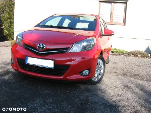 Toyota Yaris 1.33 Premium - 4