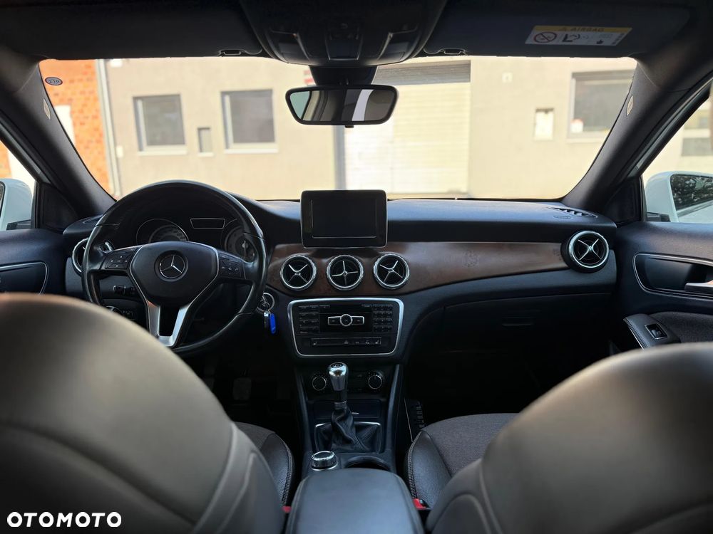 Mercedes-Benz GLA 200 (CDI) d - 5
