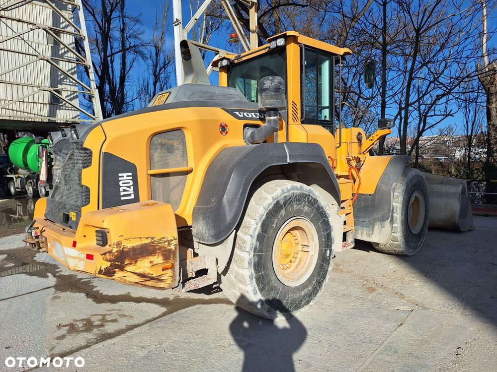 Volvo L 120 H 4X4 - 5