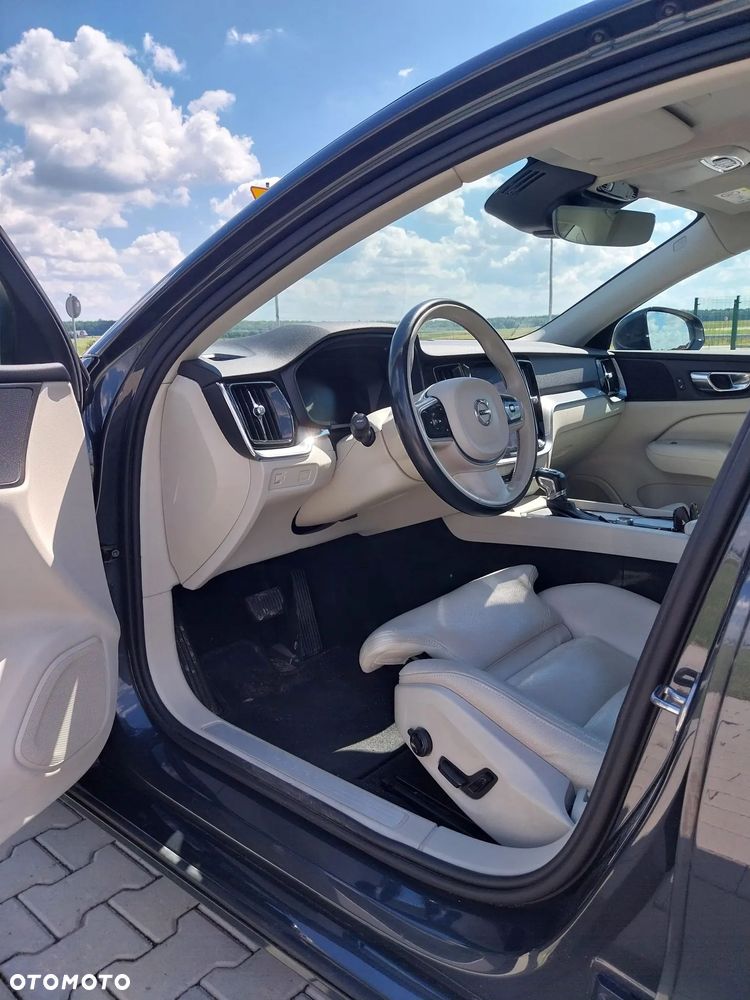 Volvo S60 T5 AWD Inscription - 4