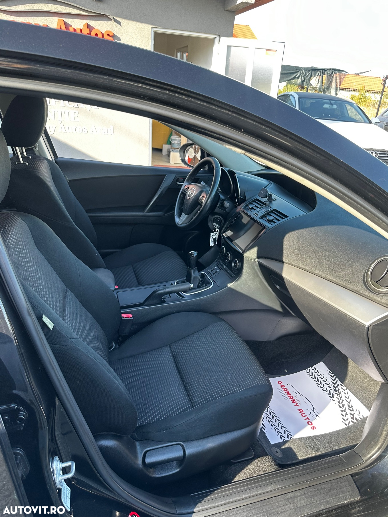 Mazda 3 - 7