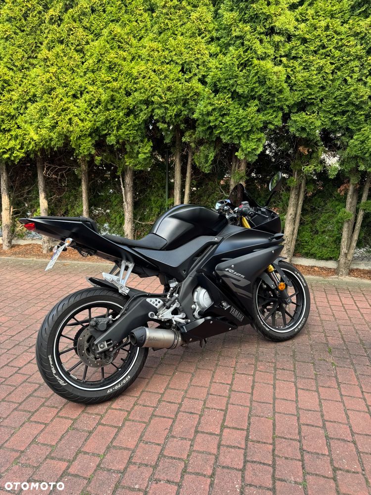 Yamaha YZF - 6