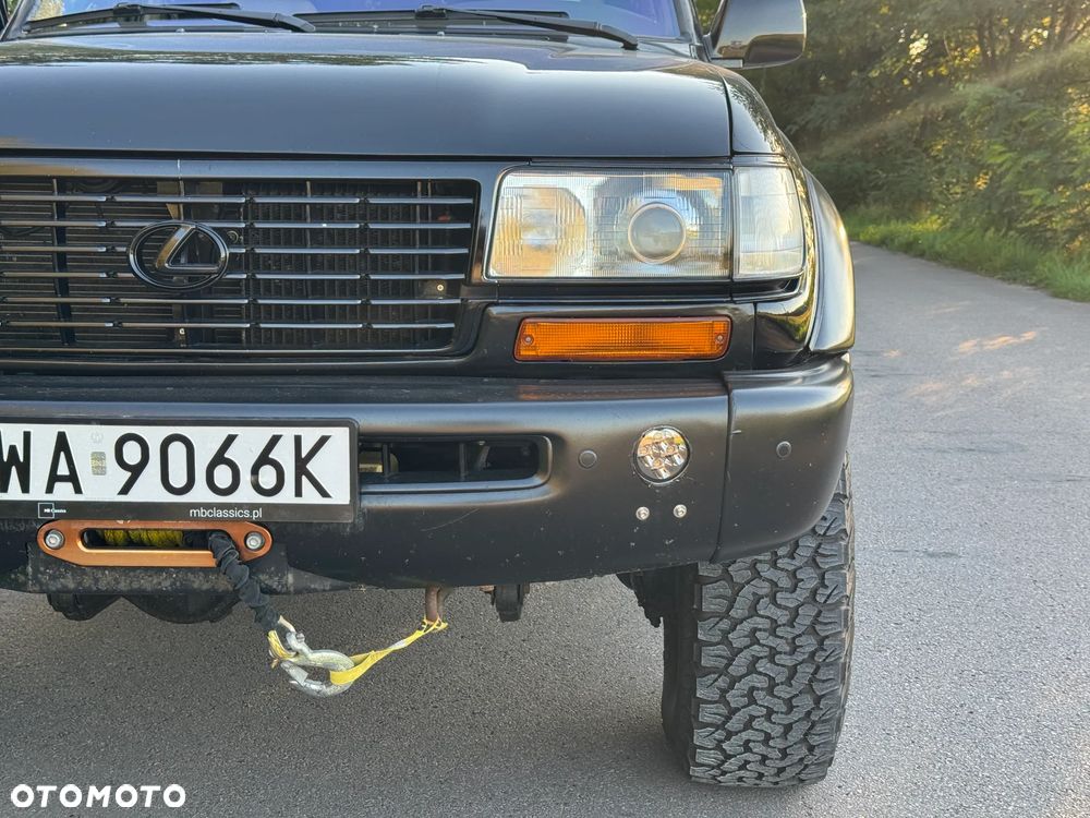 Lexus LX - 18