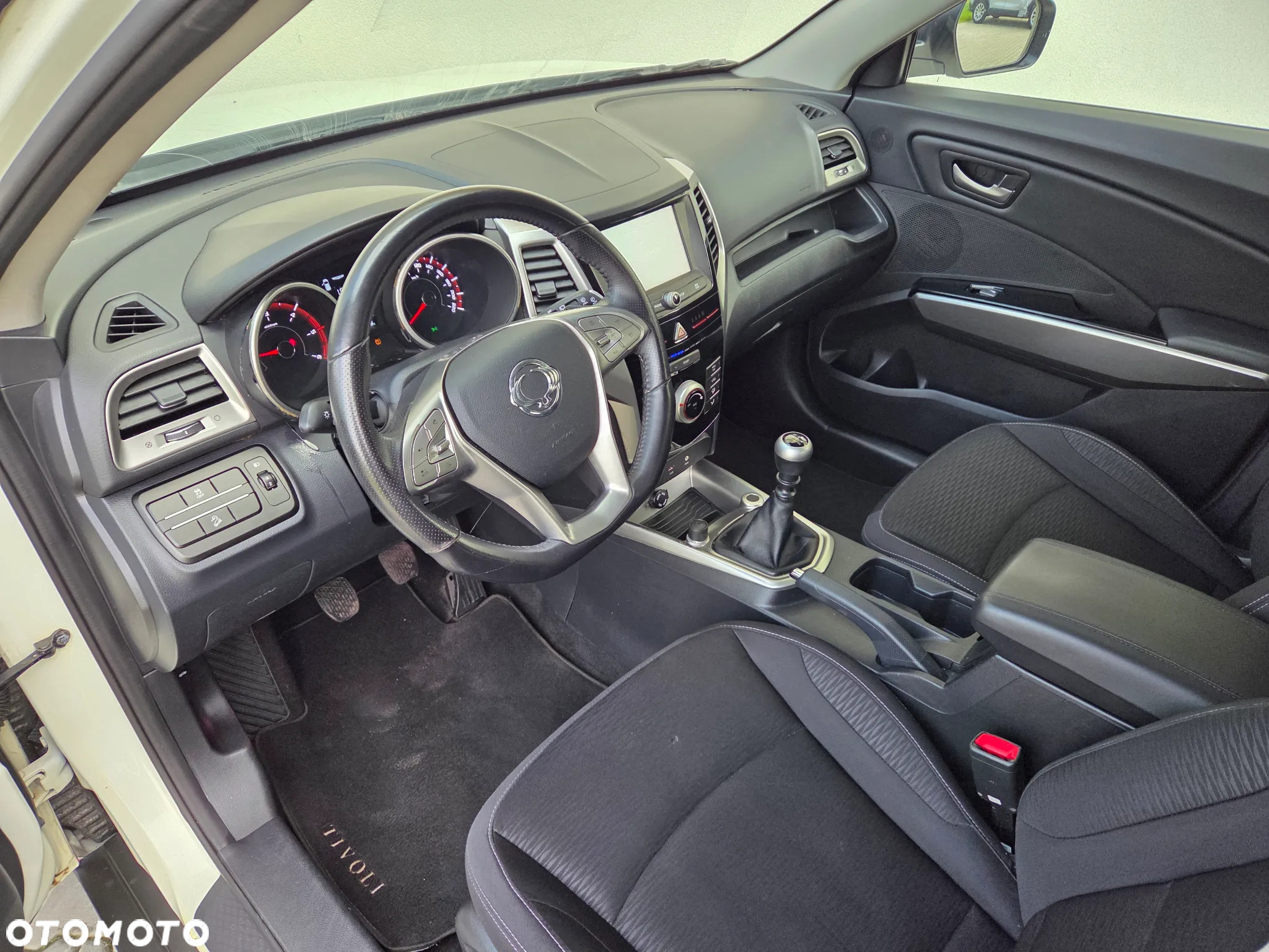 SsangYong/KGM Tivoli - 7