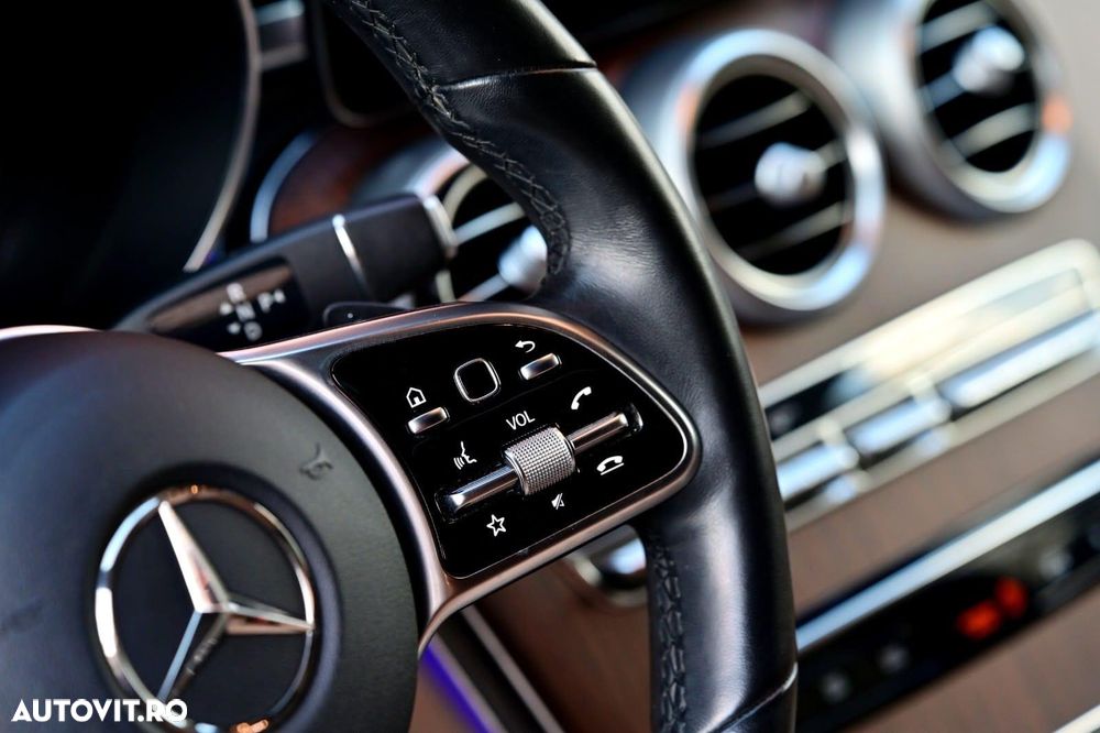Mercedes-Benz GLC Coupe 300 4MATIC - 27