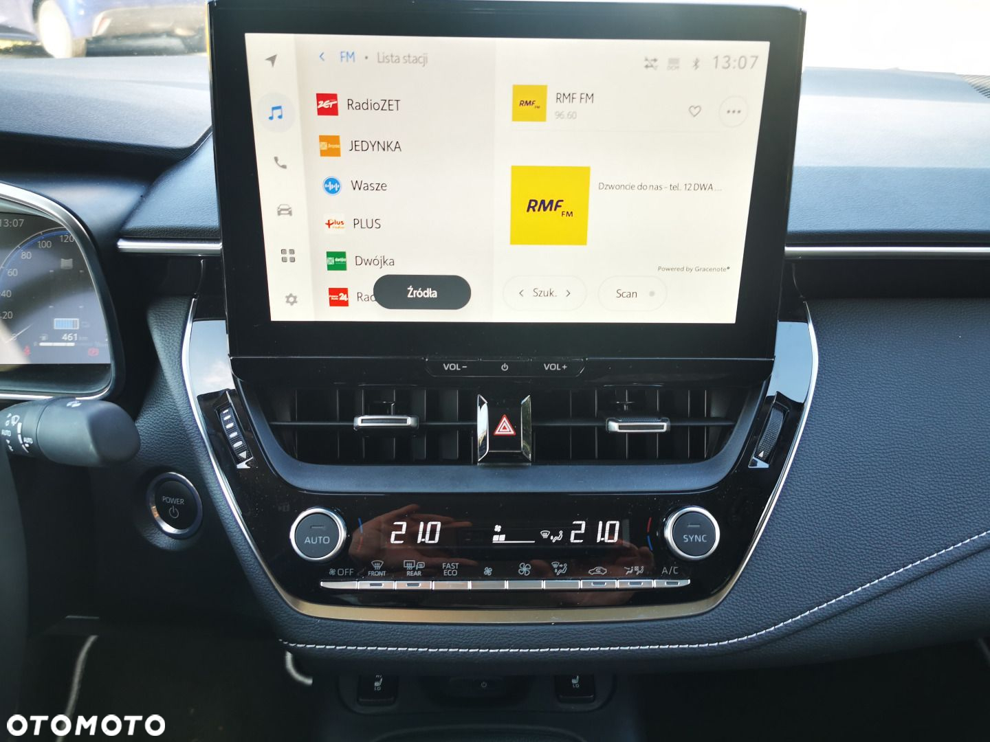 Toyota Corolla - 23