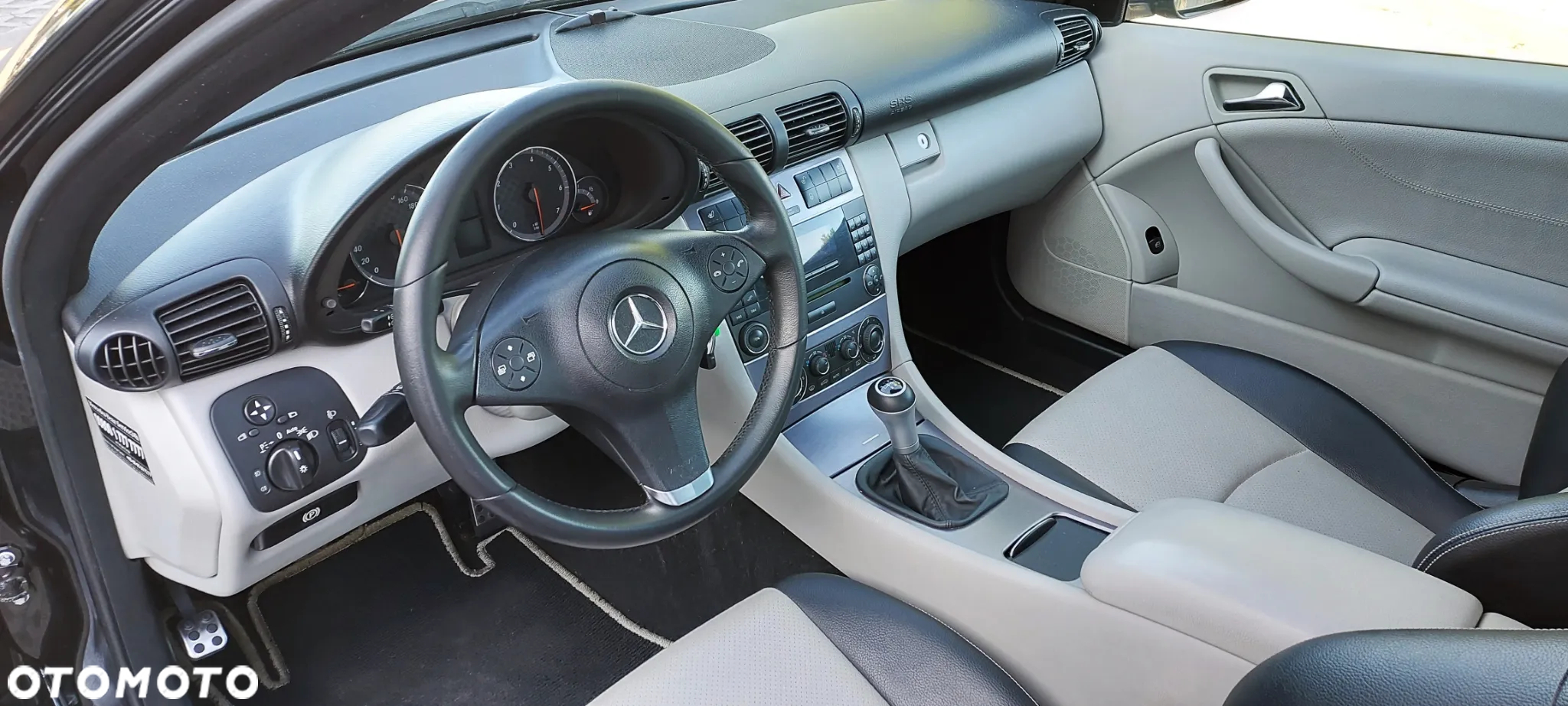 Mercedes-Benz CLC - 32