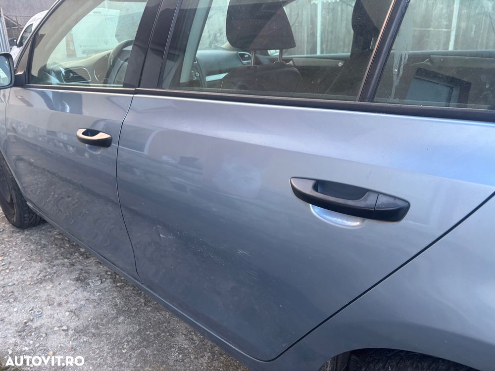 Volkswagen Golf - 26