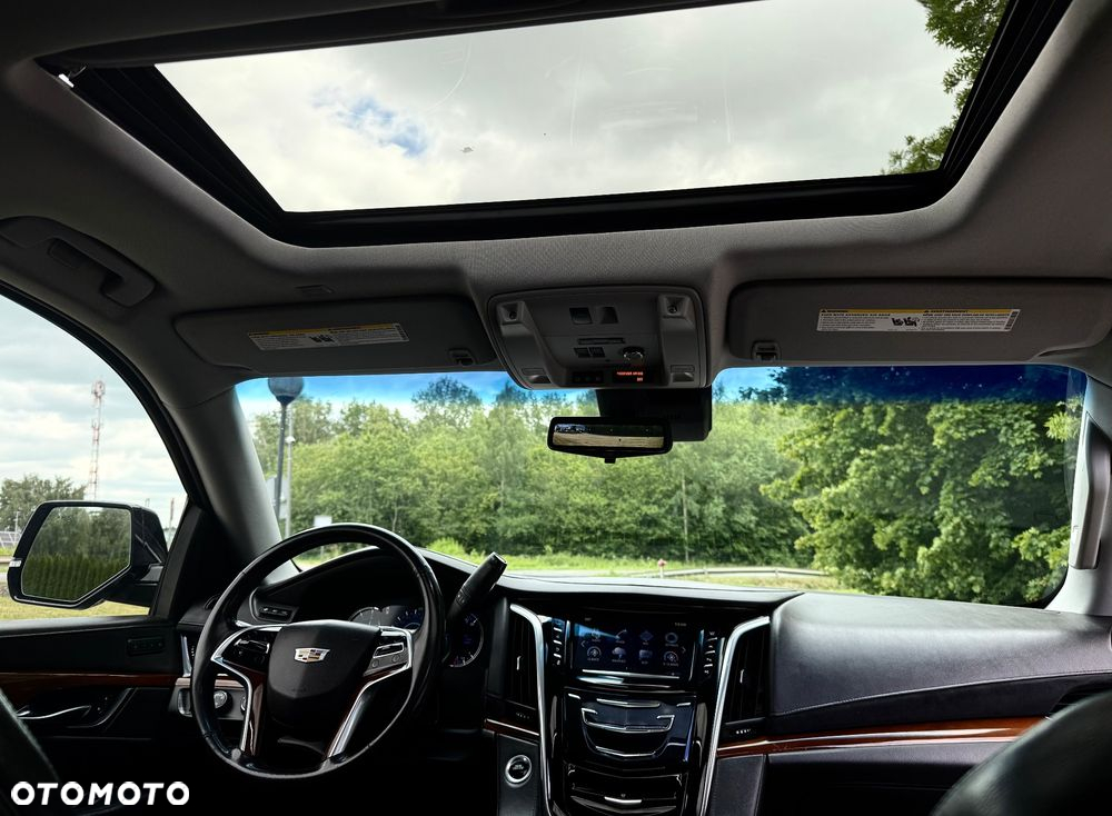 Cadillac Escalade ESV 6.2 V8 AWD AT Platinum - 10