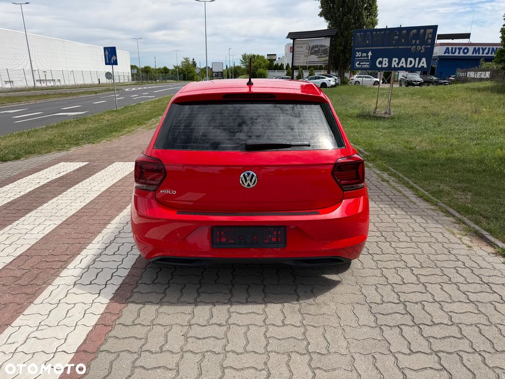 Volkswagen Polo - 7