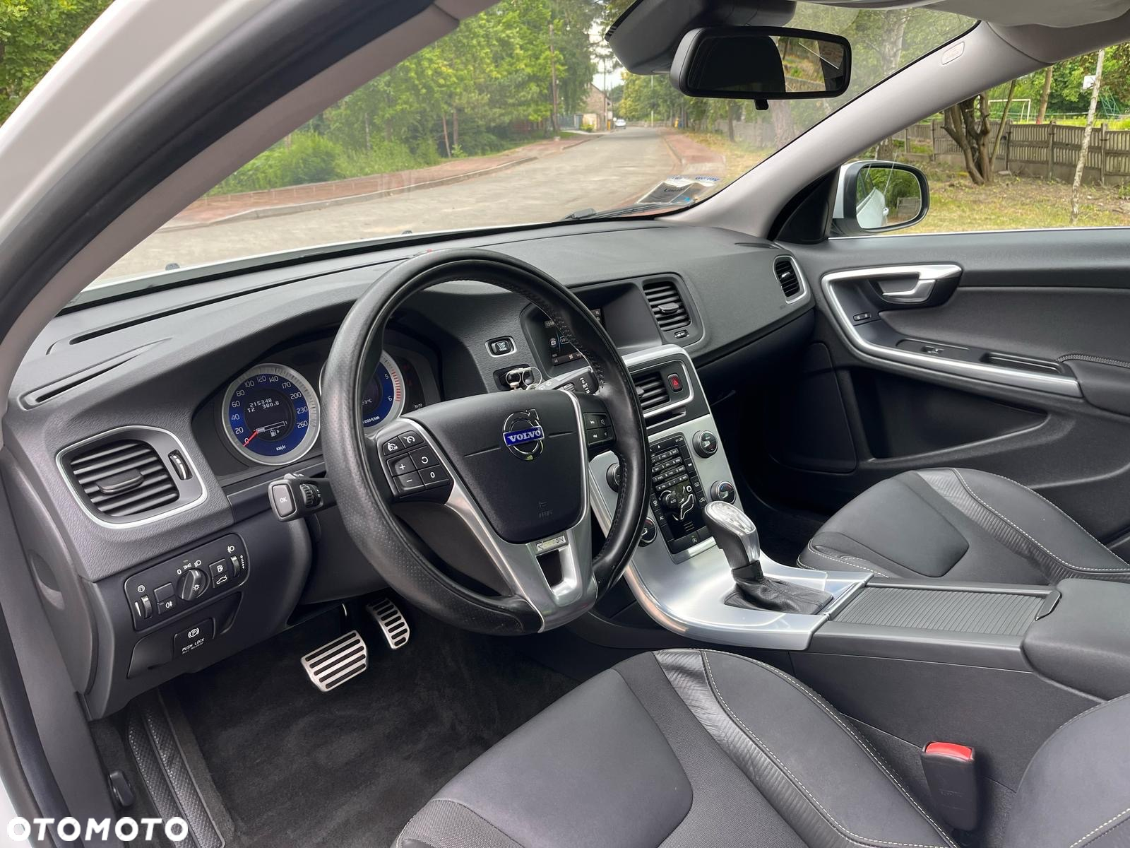 Volvo V60 D3 Geartronic RDesign - 9