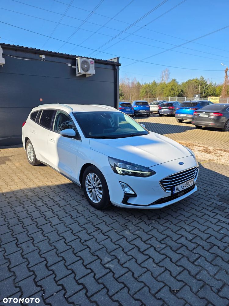 Ford Focus 1.0 EcoBoost Titanium X - 3