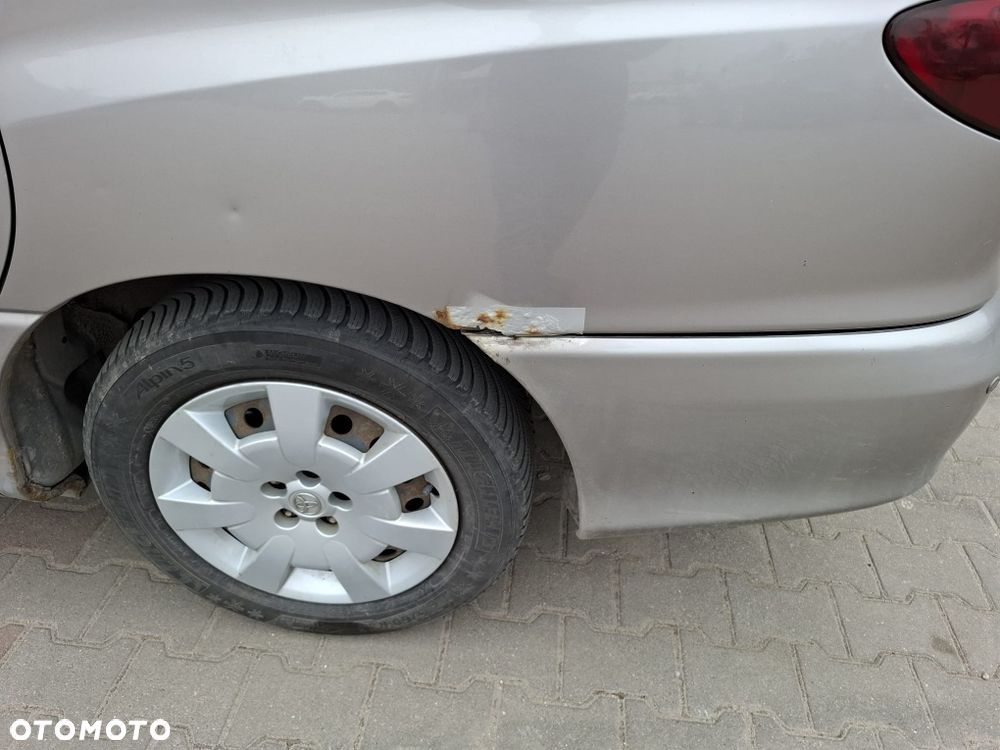 Toyota Previa - 7