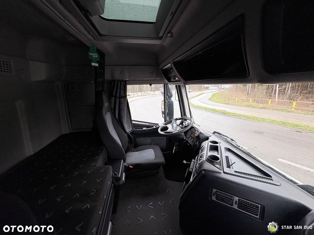 Iveco STRALIS AS320S50Y 8x2 HMF 8520-0K6 FLY JIB HDS Żuraw Wciągarka - 21