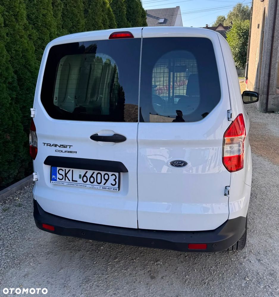 Ford Transit Courier Ambiente - 3