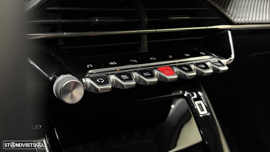 Peugeot 2008 1.2 PureTech Allure Pack EAT8 - 16