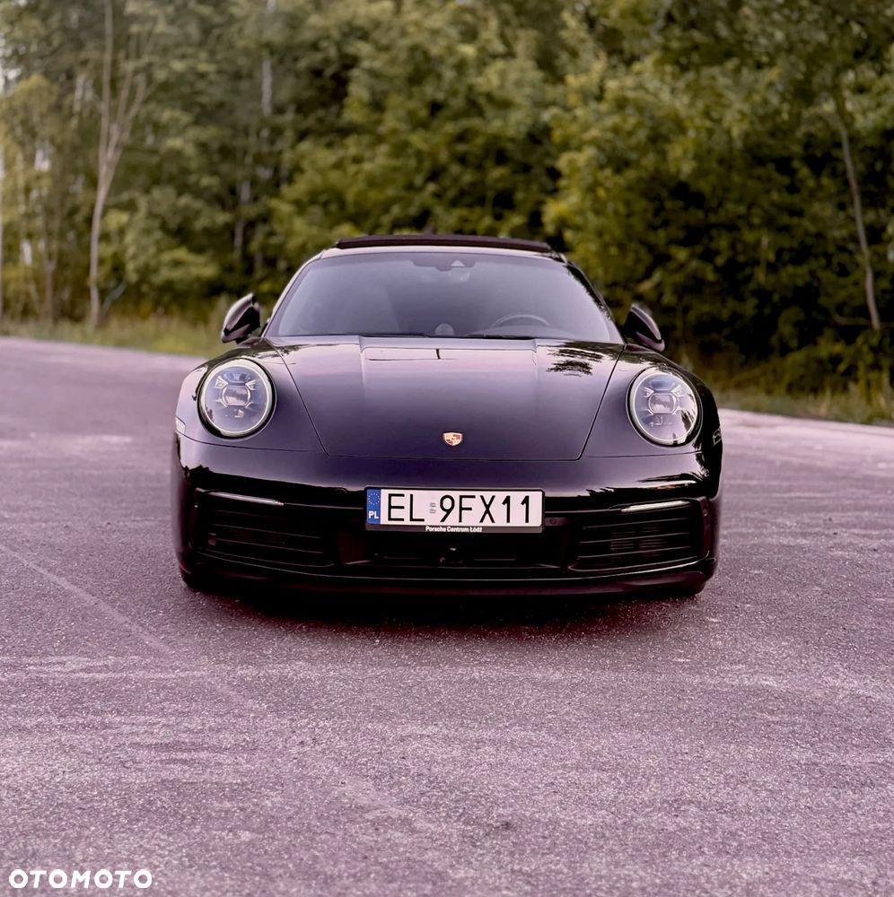 Porsche 911 Carrera 4S - 16