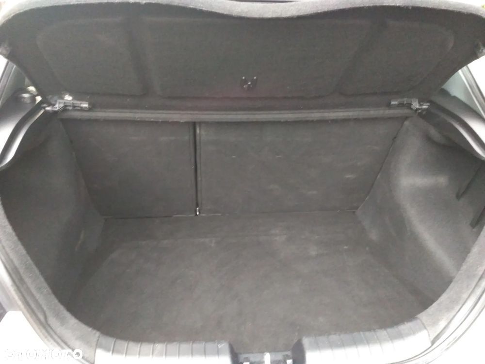 Kia Ceed - 7