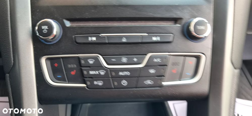 Ford Mondeo 2.0 TDCi STart-Stopp Titanium - 31