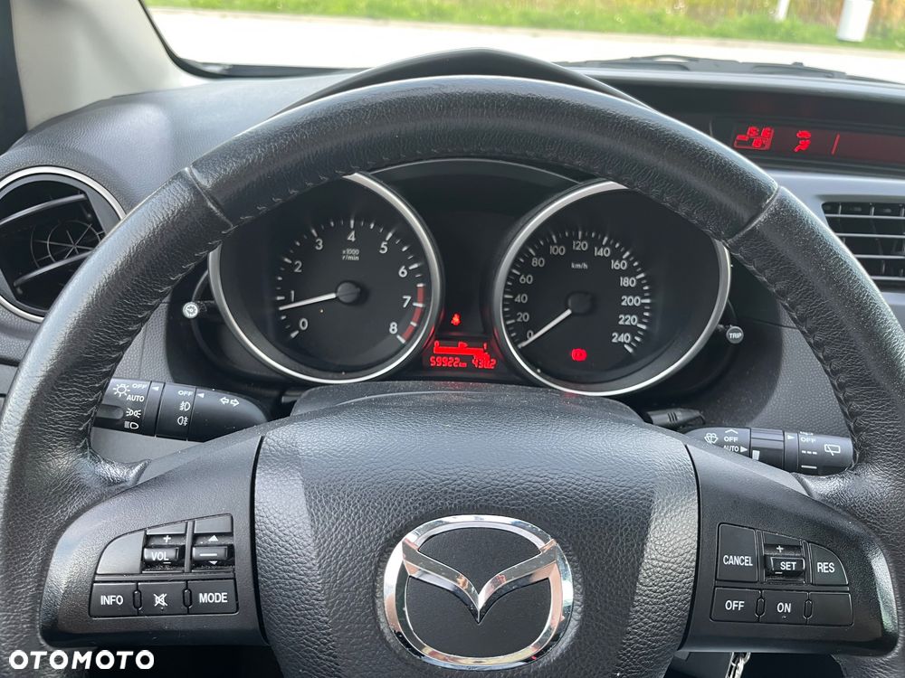 Mazda 5 - 13