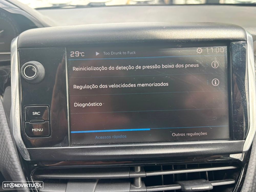 Peugeot 208 1.2 PureTech Style - 48