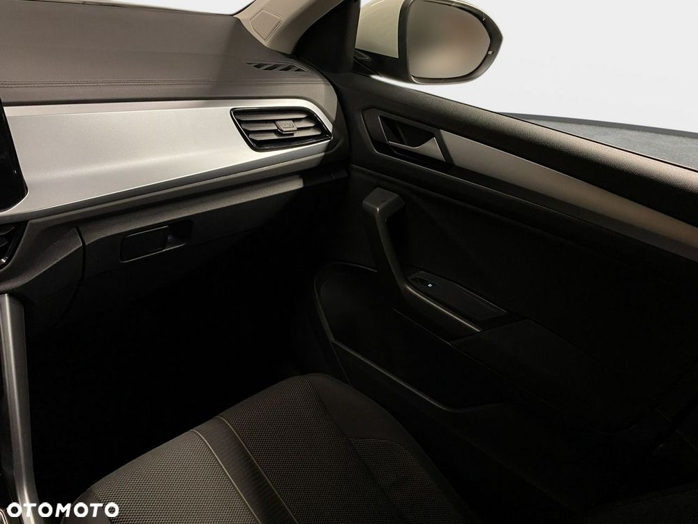 Volkswagen T-Roc 1.0 TSI Life - 32