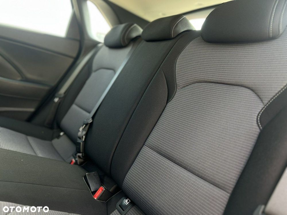 Hyundai i30 1.5 DPI Classic + - 39