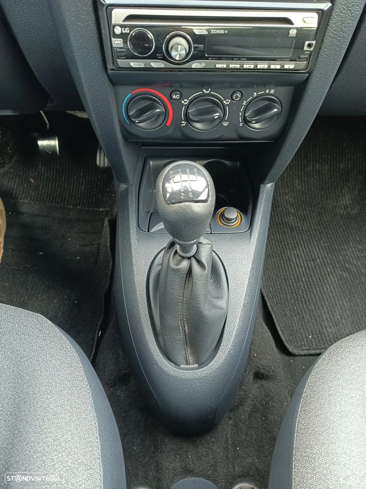 Renault Clio 1.5 dCi Expression - 8