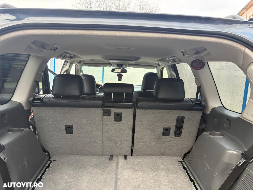 Toyota Land Cruiser 250 - 12