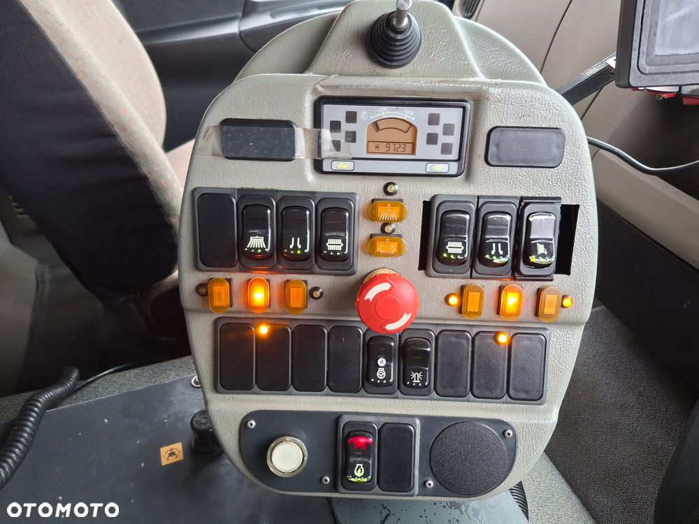 Renault Midlum 220 Zamiatarka Johnston SEMAT Szczotki L/R Obie Strony Dodatkowy SIlnik W Zabudowie Klimatyzacja EUnited PM10 - 34