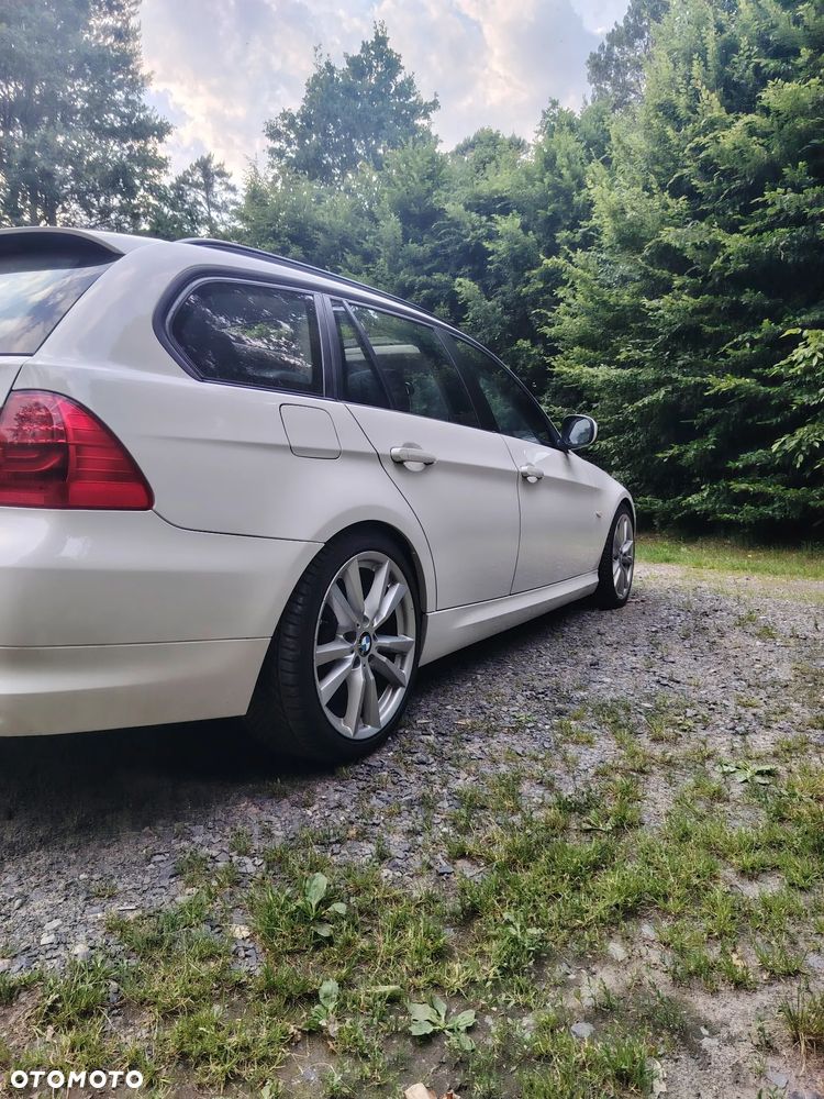 BMW Seria 3 318d - 5