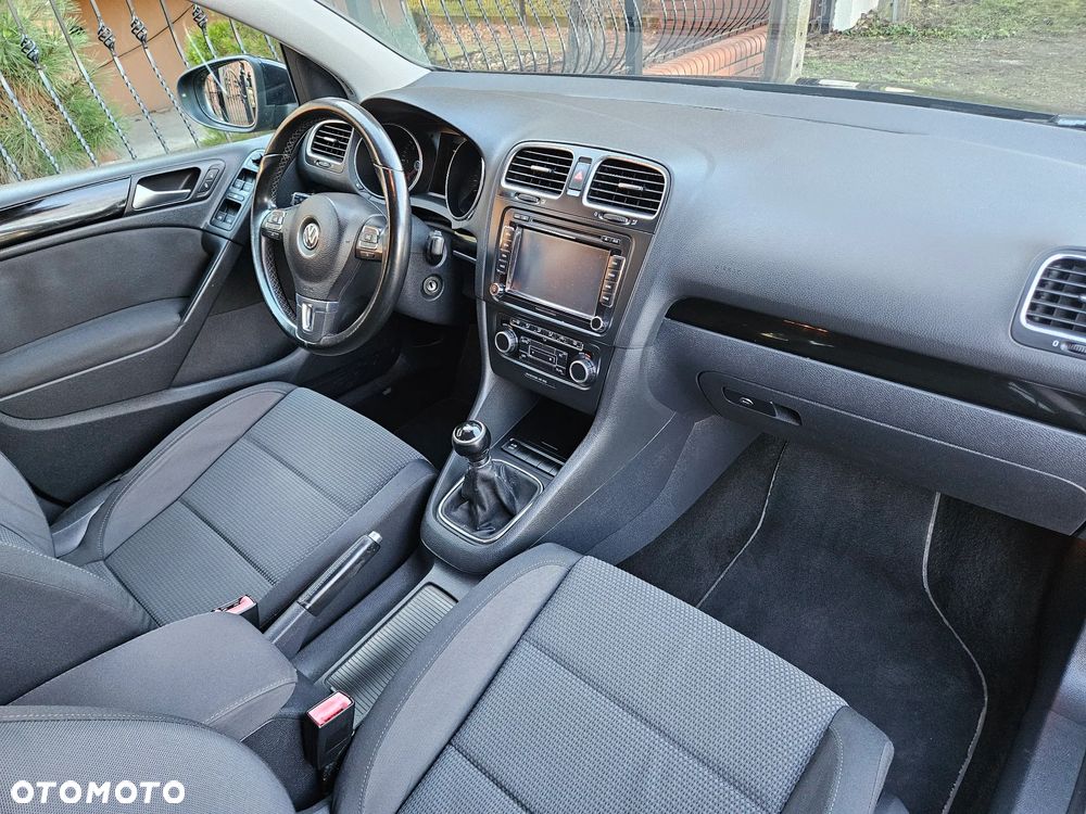 Volkswagen Golf 2.0 TDI DPF Trendline - 6