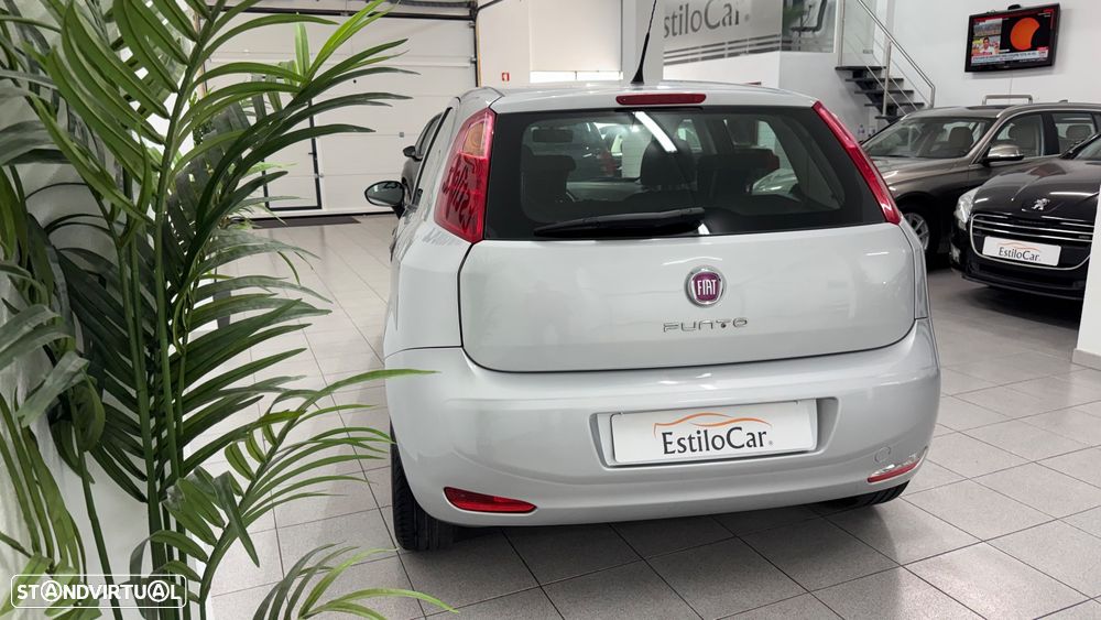 Fiat Punto 1.3 M-Jet Lounge S&S - 4