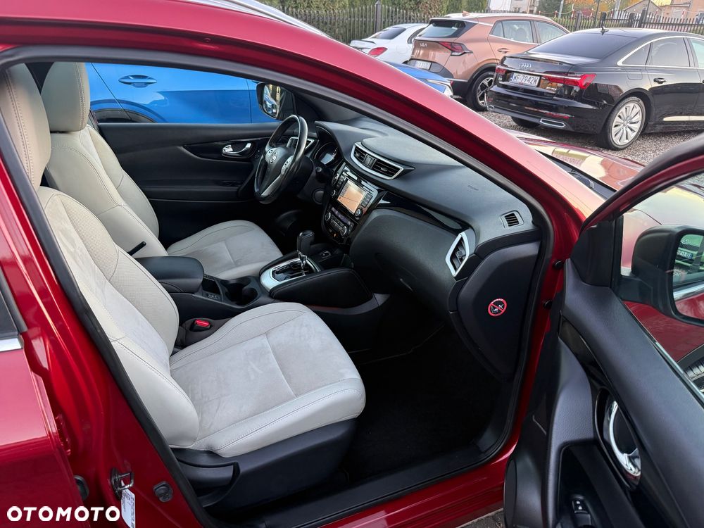 Nissan Qashqai 1.6 DCi Tekna Xtronic - 18