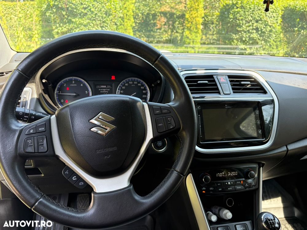 Suzuki S-Cross - 14