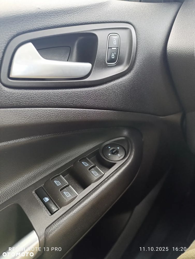 Ford Escape 1.5 EcoBoost AWD SE - 28