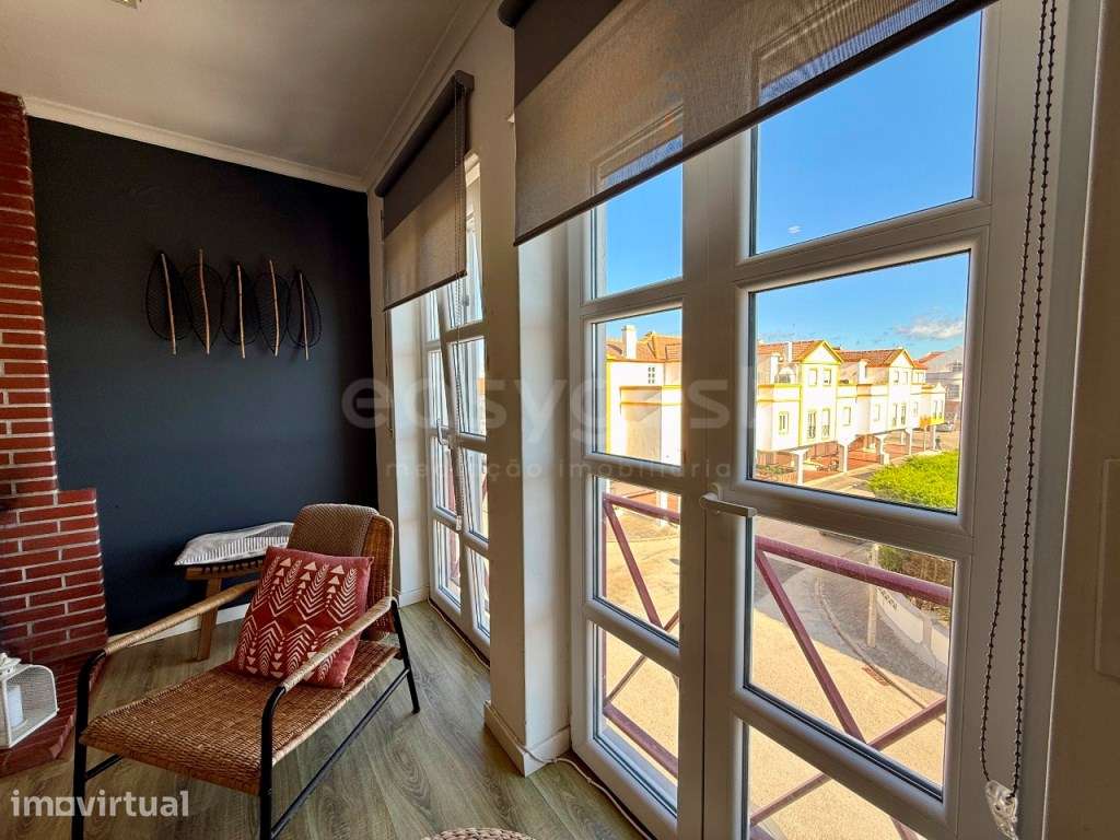 T2 Duplex com Terraço e Vista para o Baleal, a Poucos Metros da Praia. - Grande imagem: 5/24