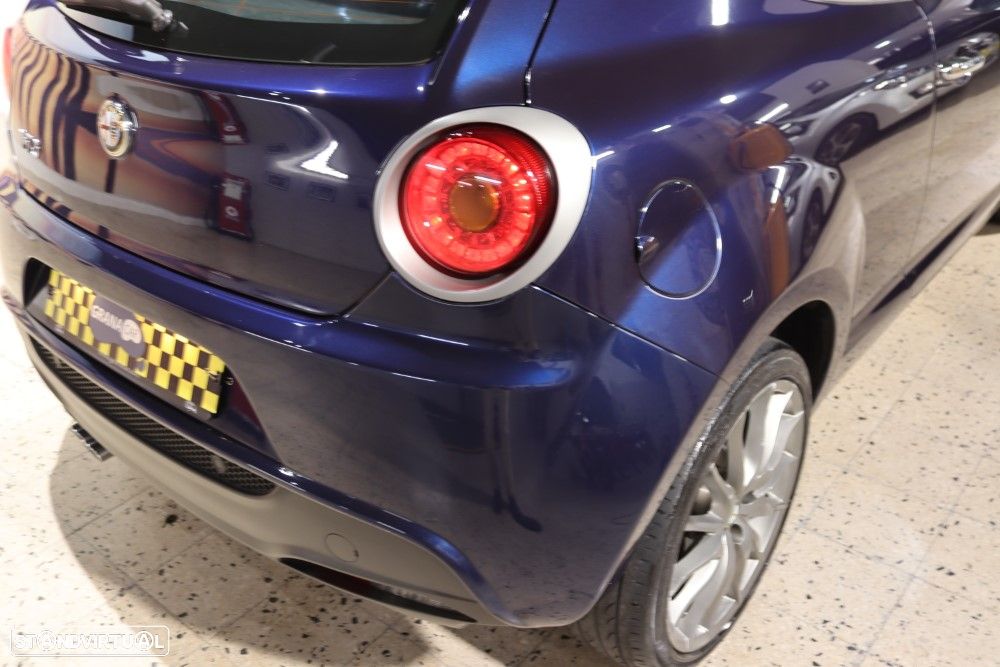 Alfa Romeo MiTo 1.4 T MultiAir Quadrifoglio Verde - 36